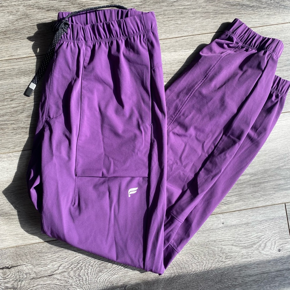 Fabletics men’s joggers